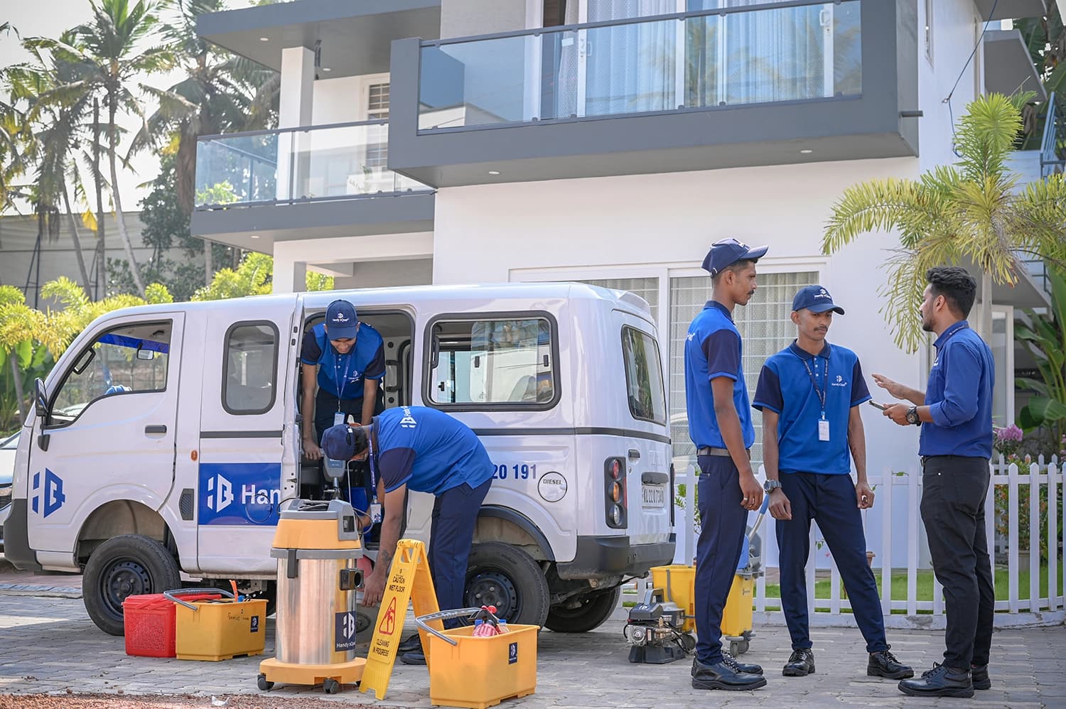 Handy sQuad professionals building careers