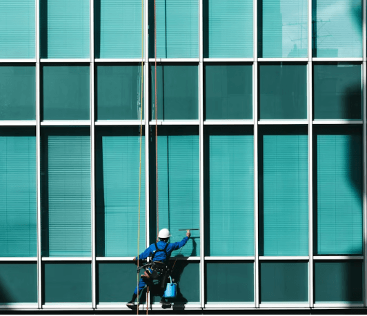Glass/Facade Deep Cleaning